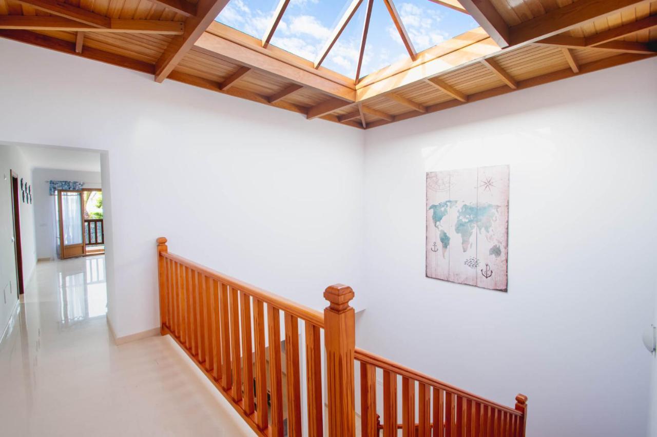 Stylish 6 Bedroom Villa Princesa - Hot Tub - Heated Pool - Near Beach & Waterparks Playa Blanca  Exterior foto