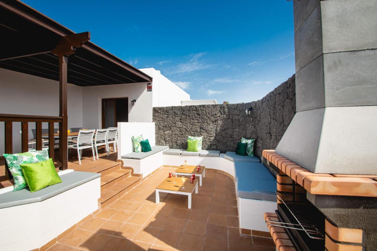 Stylish 6 Bedroom Villa Princesa - Hot Tub - Heated Pool - Near Beach & Waterparks Playa Blanca  Exterior foto