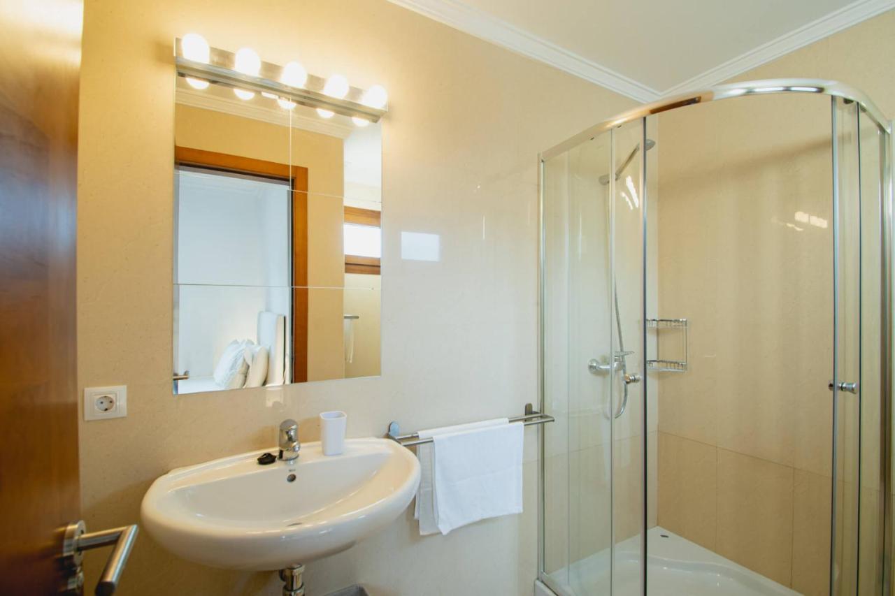 Stylish 6 Bedroom Villa Princesa - Hot Tub - Heated Pool - Near Beach & Waterparks Playa Blanca  Exterior foto