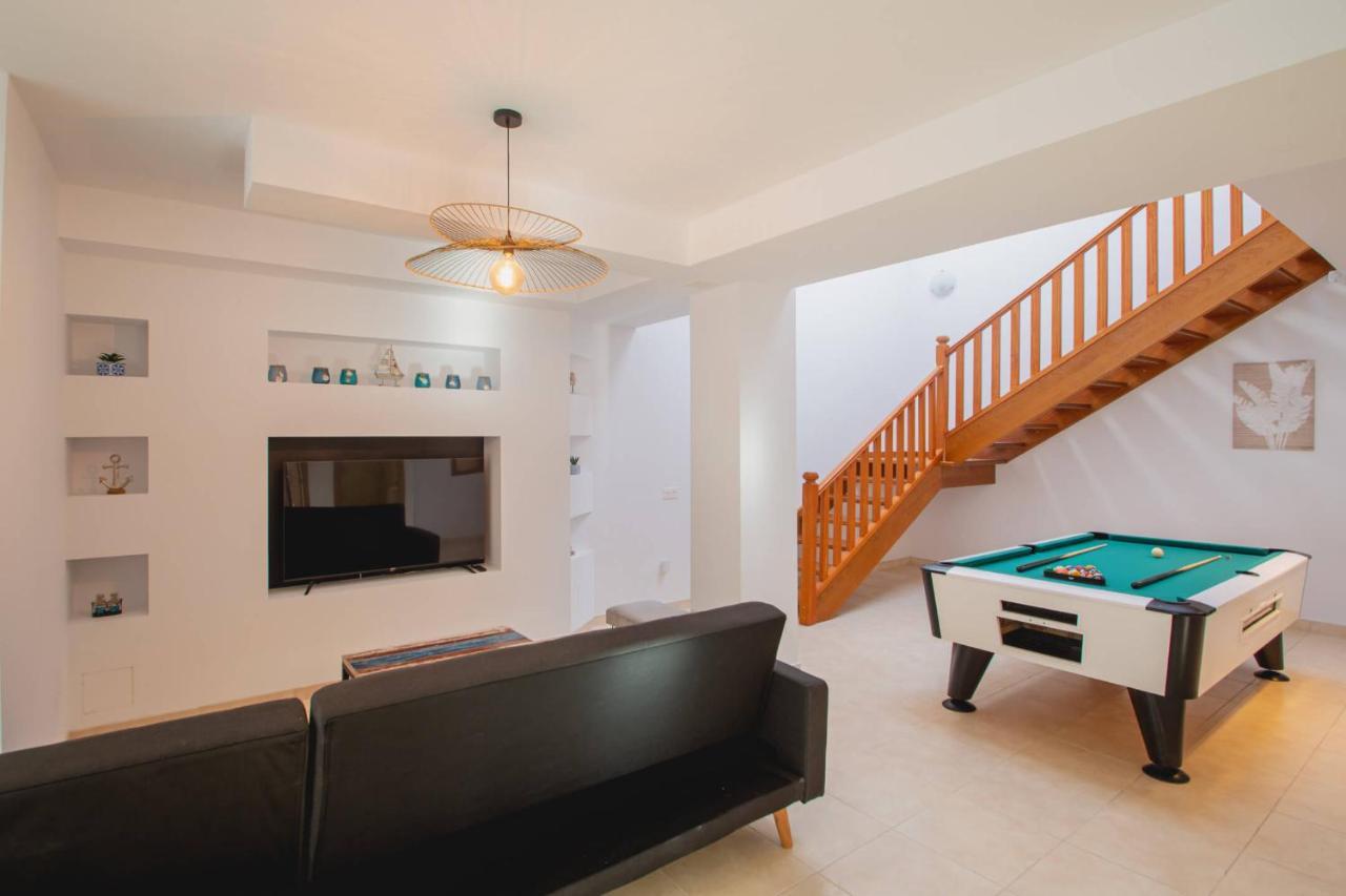 Stylish 6 Bedroom Villa Princesa - Hot Tub - Heated Pool - Near Beach & Waterparks Playa Blanca  Exterior foto